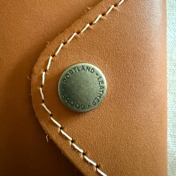 Portland Leather Medium Snap Leather Journal Honey - Picture 3 of 6